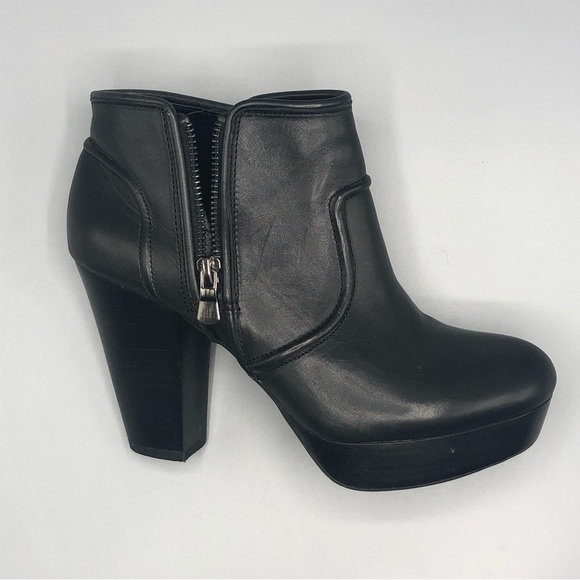 Gianni Bini Black Leather Moon Lite Ankle Boots, 7.5 - Picture 7 of 15